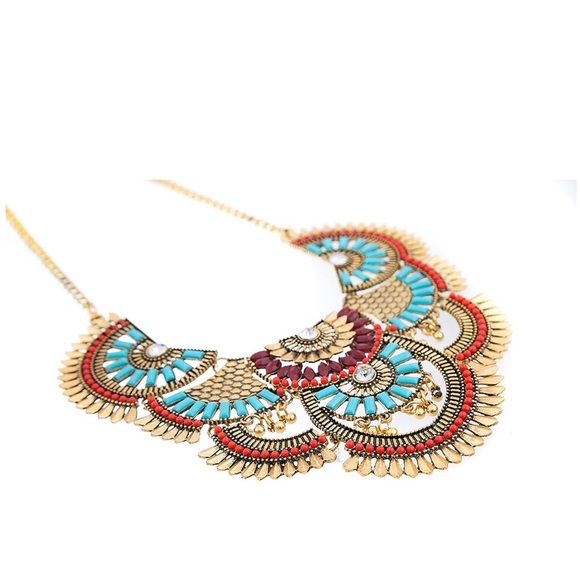 Boho Bib necklace - Picture 4 of 4